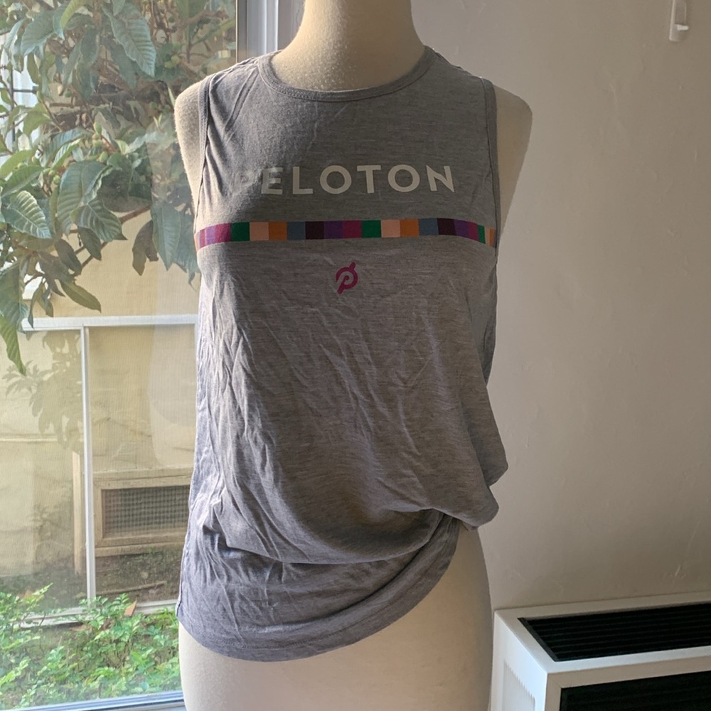BRAND NEW WITH TAG PELOTON BACK AT IT SLASH TANK